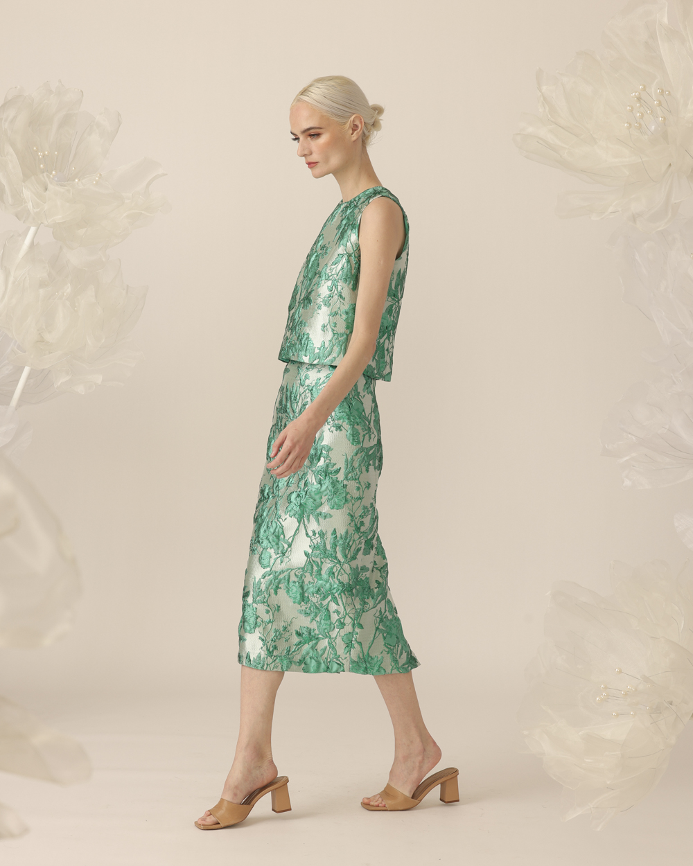 070A2148 Nicole Skirt - Image 1